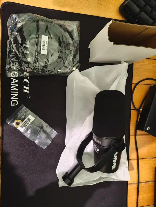 Podcast Microphone Shure MV7+ Black Nuovo